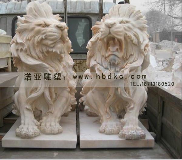 用石獅子擺在大門(mén)前的作用